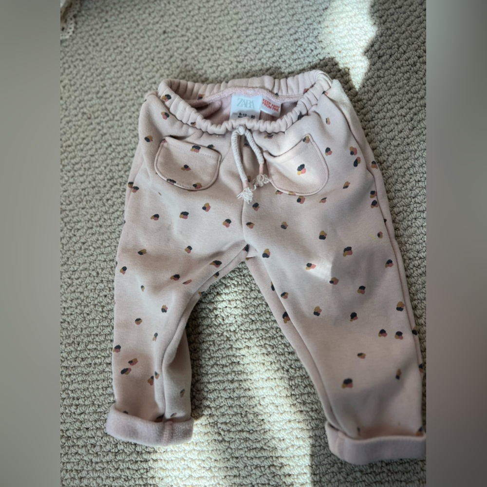 Zara sweats